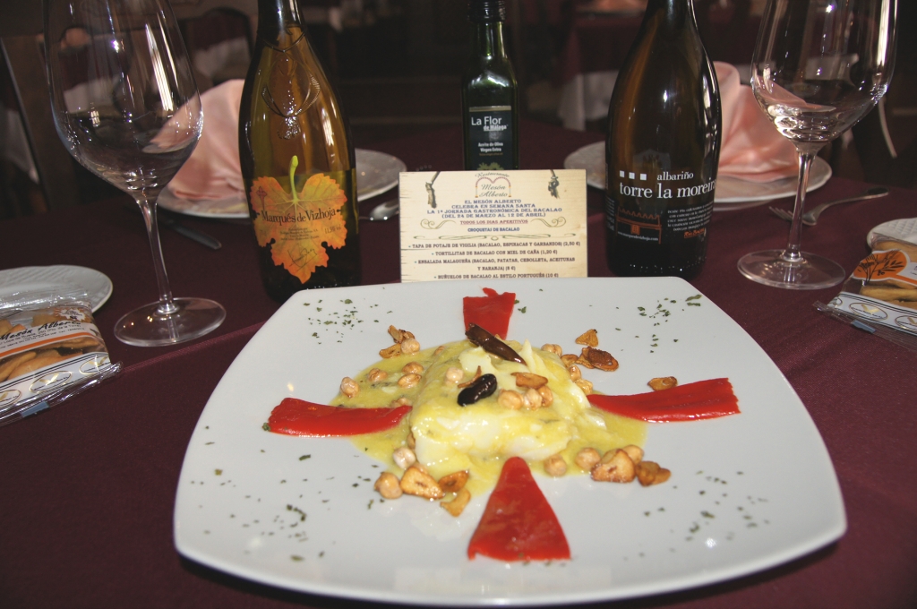 LOMO DE BACALAO AL PILL-PILL CON GARBANZOS FRITOS